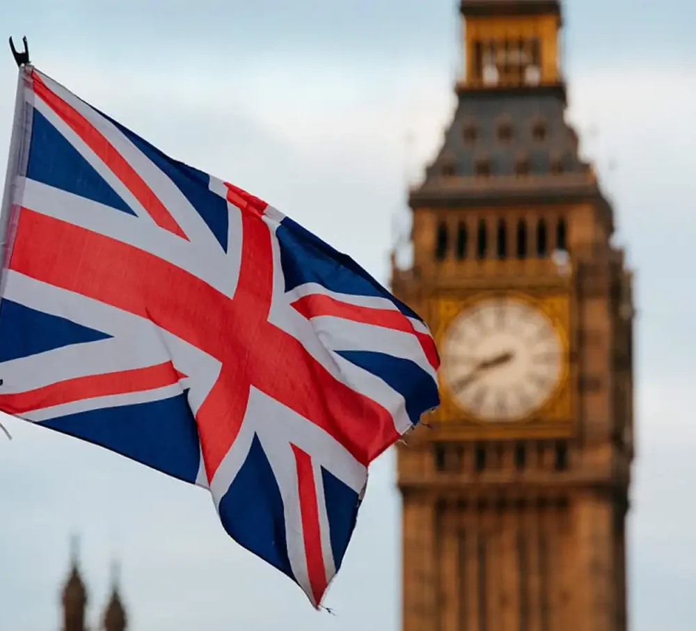Beneficios del Reino Unido y el Big Ben de fondo