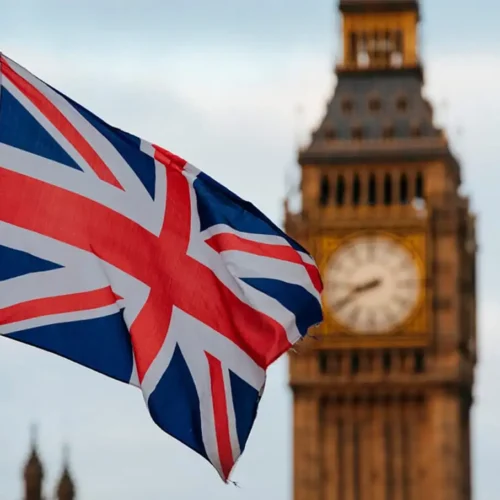 Beneficios del Reino Unido y el Big Ben de fondo
