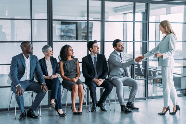 Contratar empleados en Reino Unido